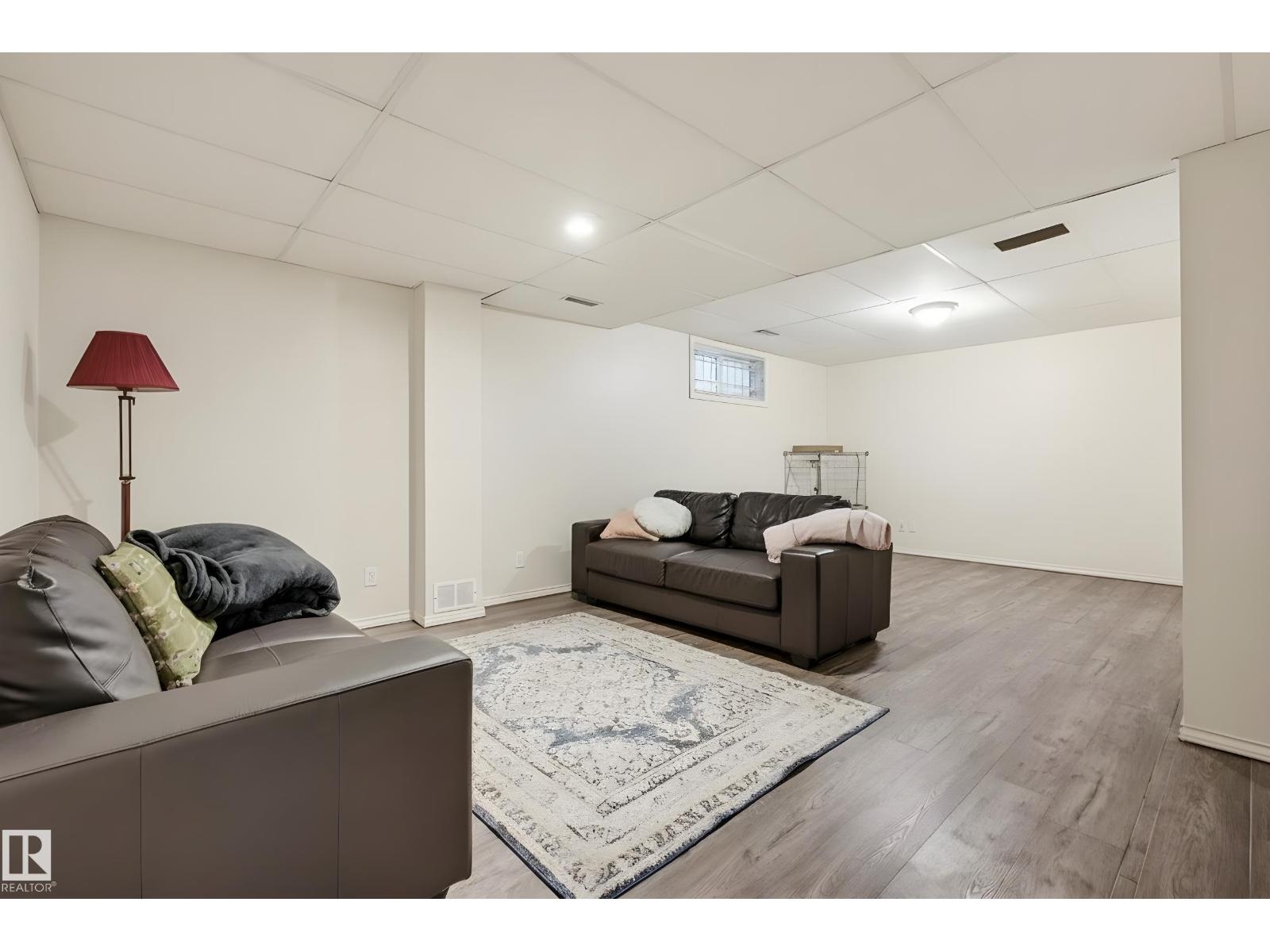 11107 UNIVERSITY AV NW - 24