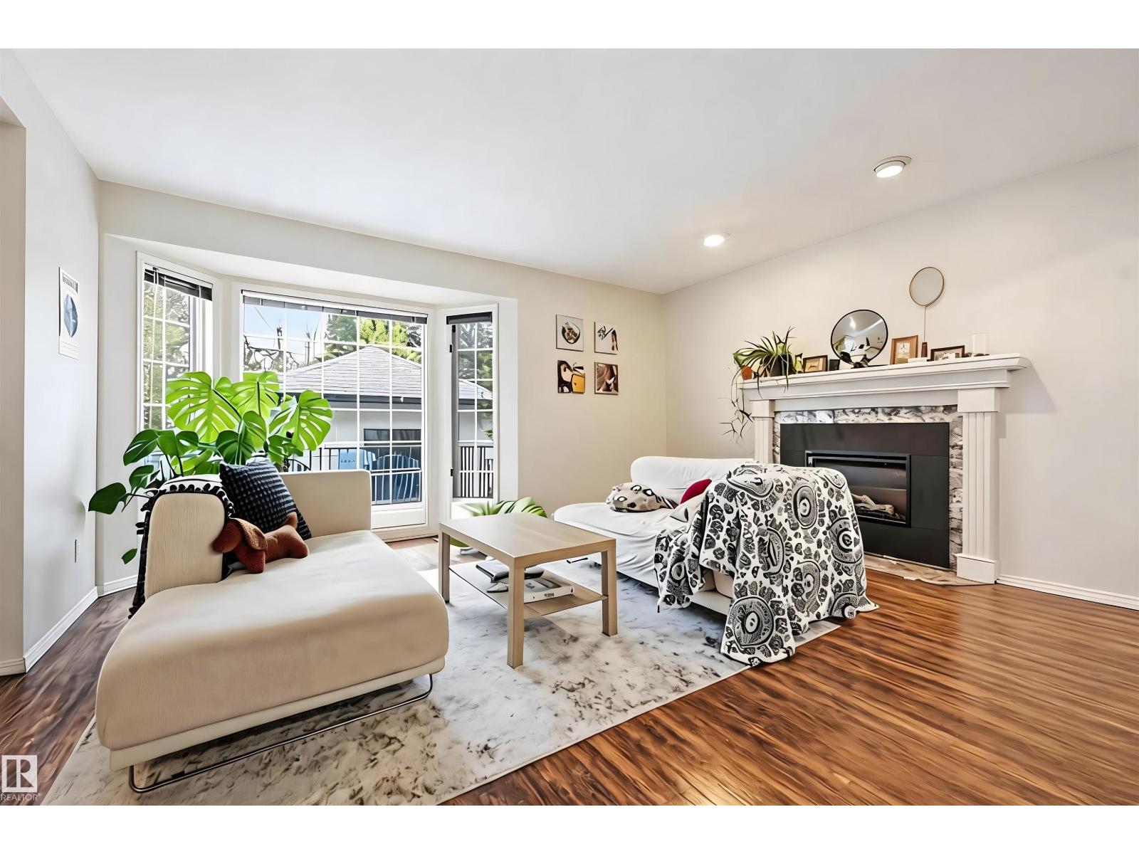 11107 UNIVERSITY AV NW - 6