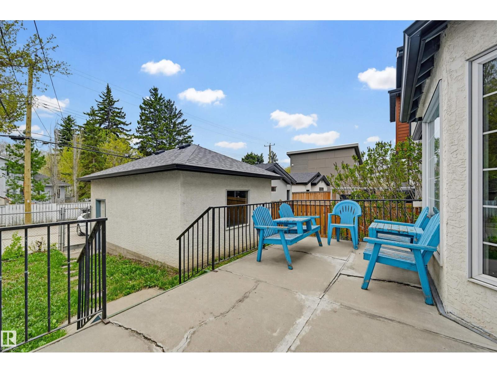 11107 UNIVERSITY AV NW - 27