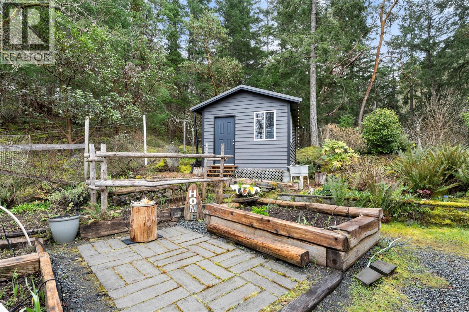 3141 Swallow Cres - 58