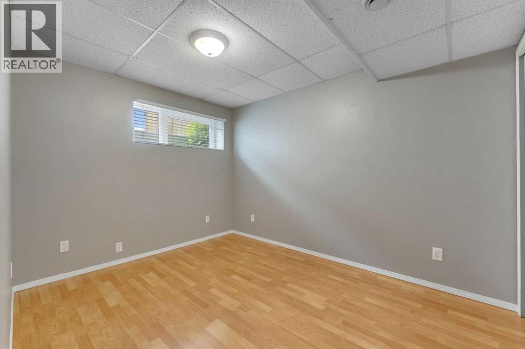 #27 4 Stonegate Drive NW - 27