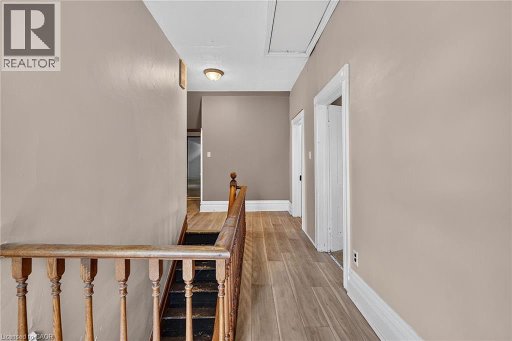 44 SIMS LOCK Road - 25