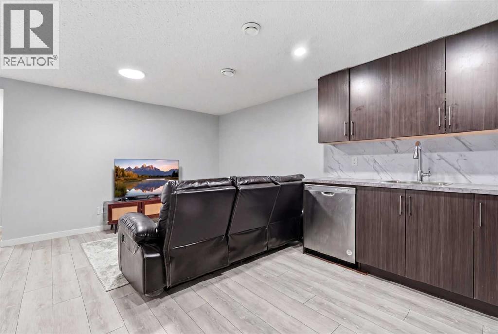 44 Amblefield Avenue NW - 26