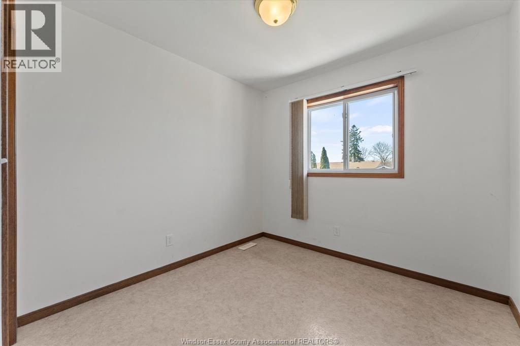 64 TOFFLEMIRE COURT - 14