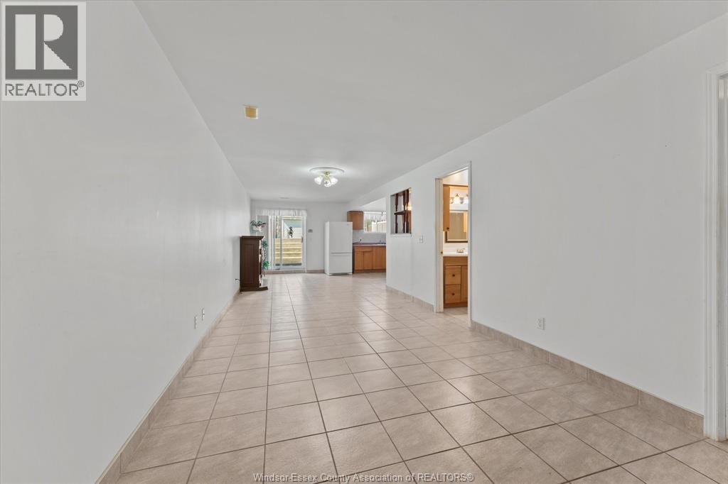 64 TOFFLEMIRE COURT - 17