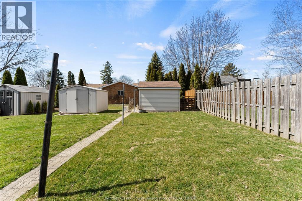 64 TOFFLEMIRE COURT - 28