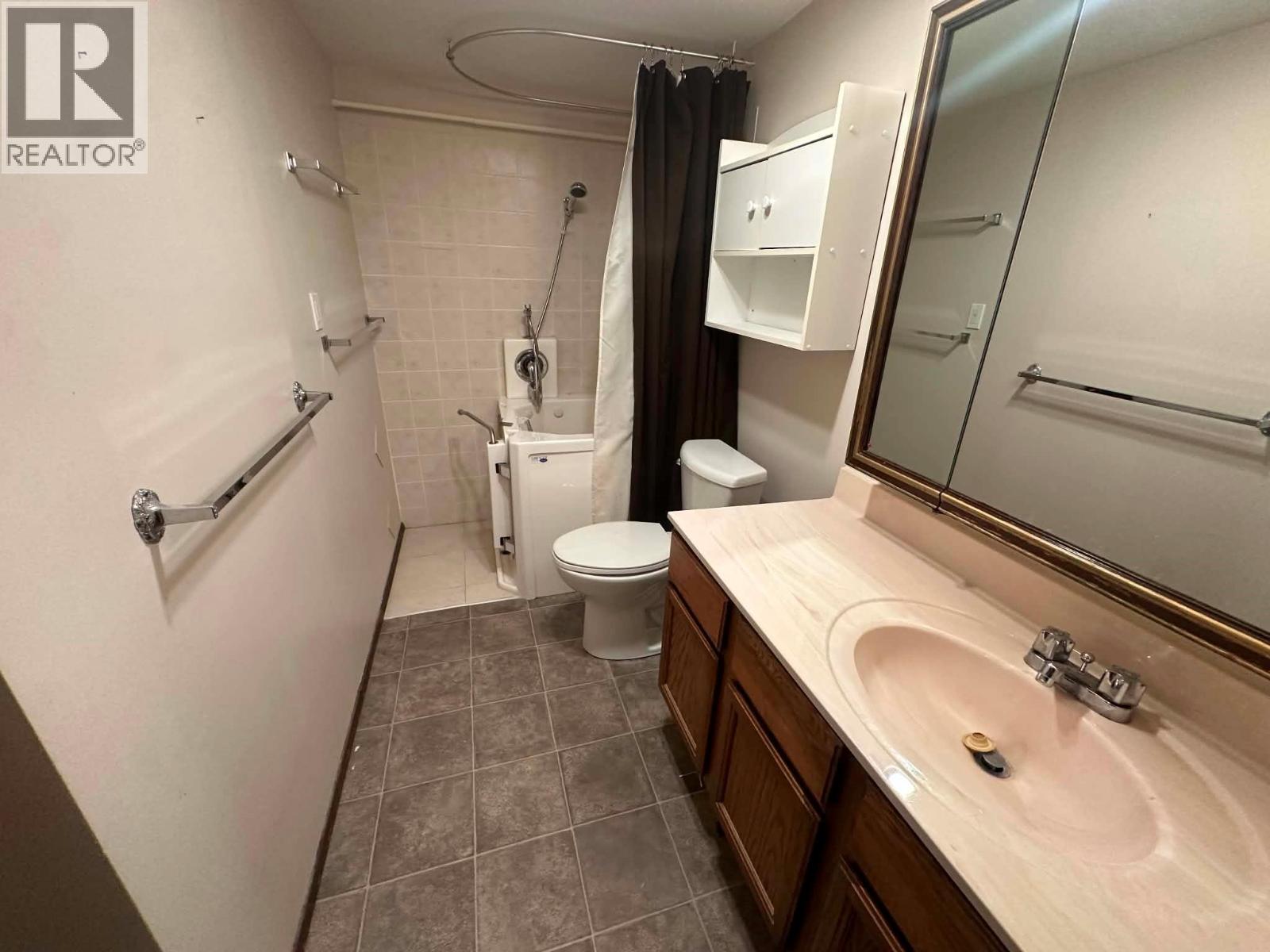 620 Second Street Unit# 105, Nelson