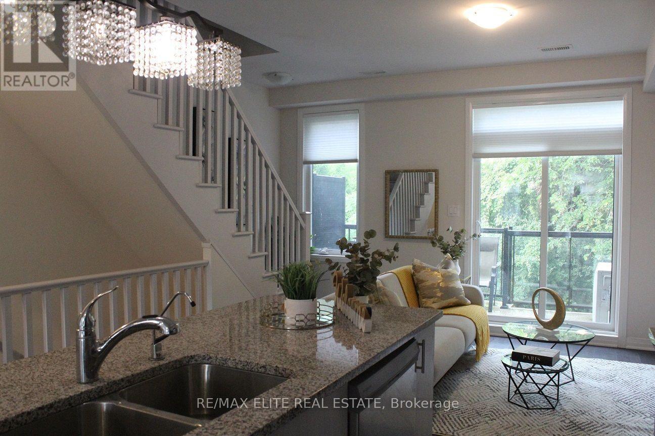 #60 2 WILLOW STREET - 19
