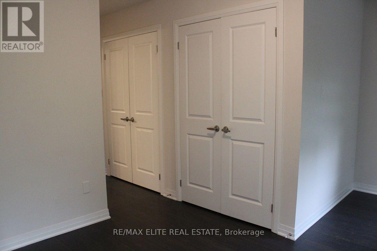 #60 2 WILLOW STREET - 29