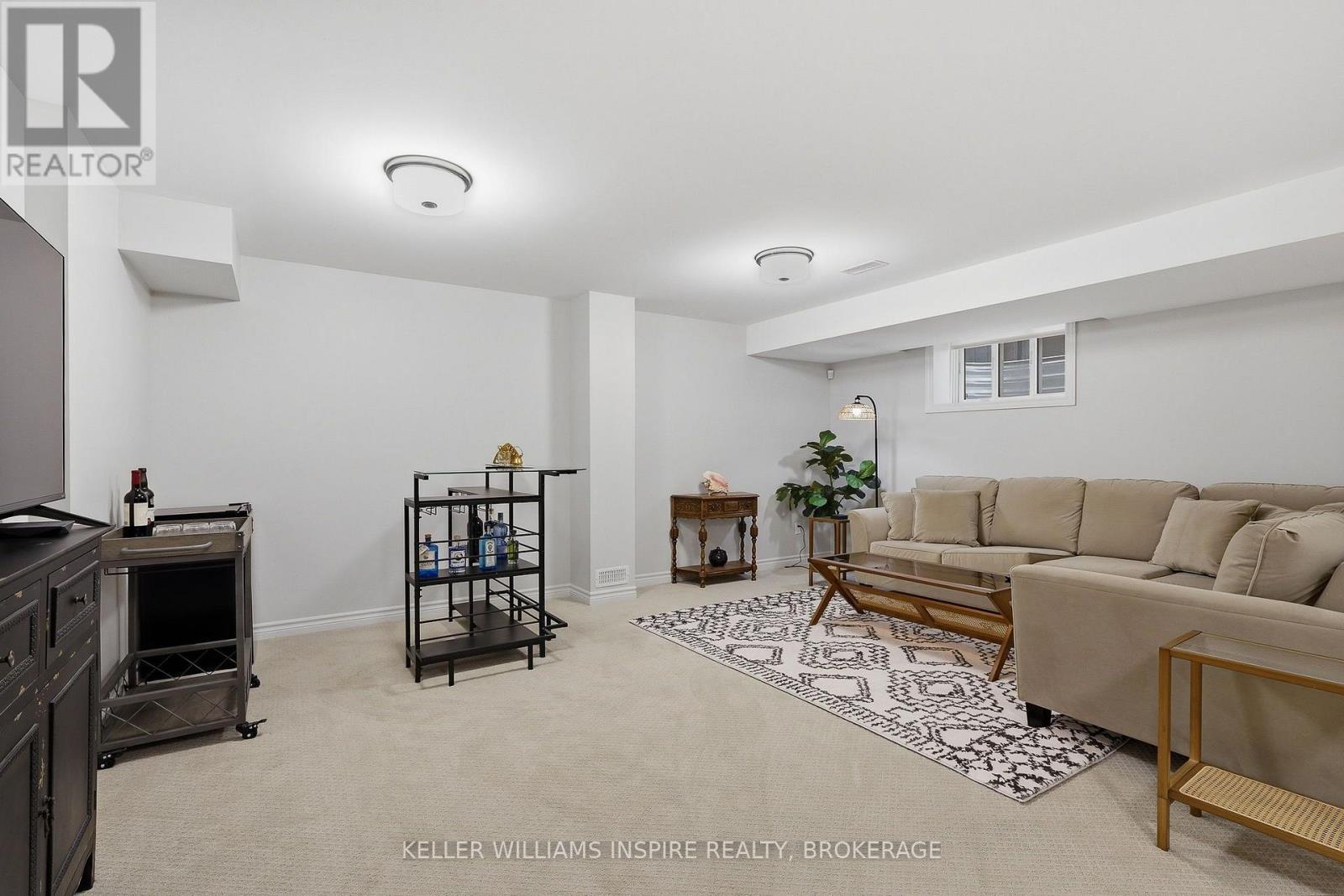 2365 GOLDHAWK DRIVE - 33