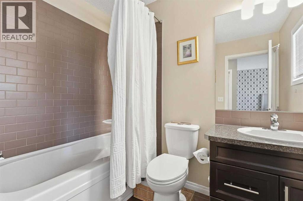 17 Mahogany Terrace SE - 13
