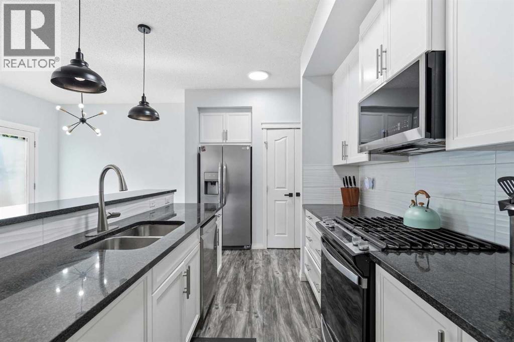 17 Mahogany Terrace SE - 10