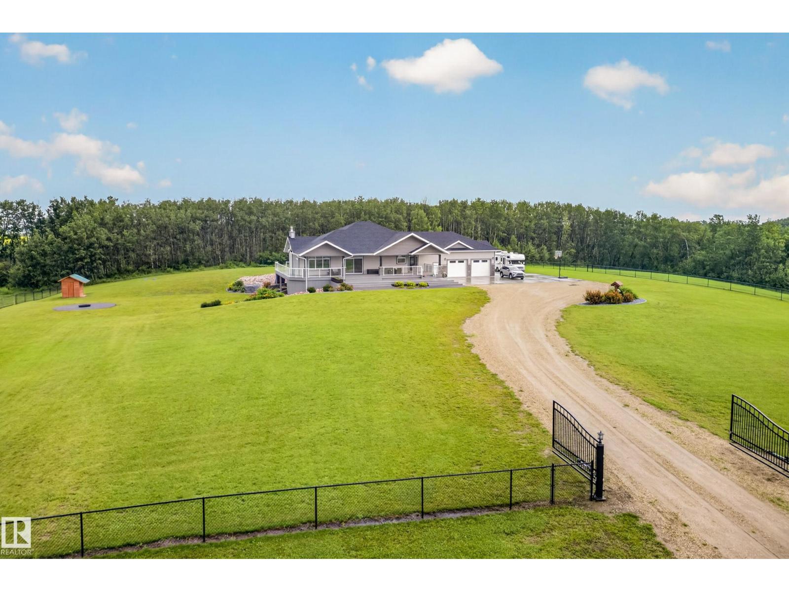 52502 RGE ROAD 22 A - 9