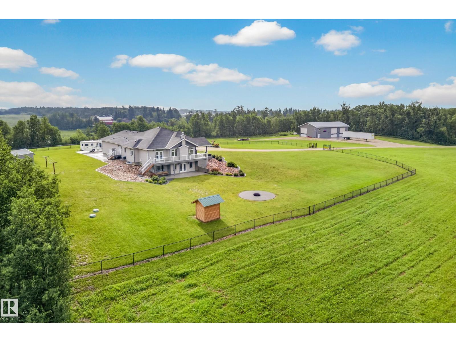 52502 RGE ROAD 22 A - 5