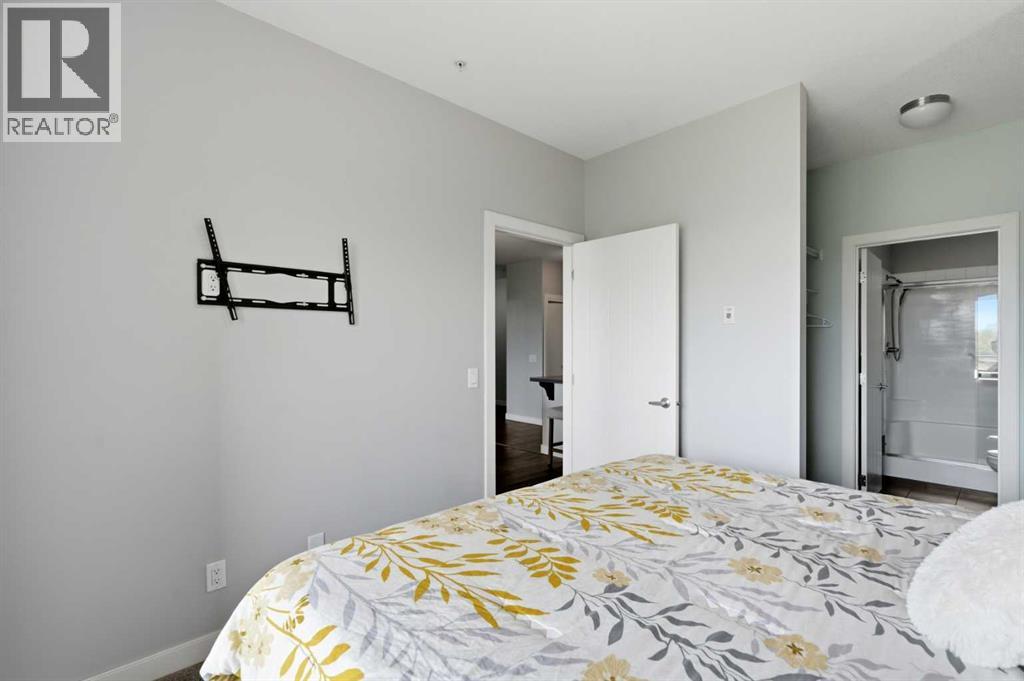 #2330 604 East Lake Boulevard NE - 16