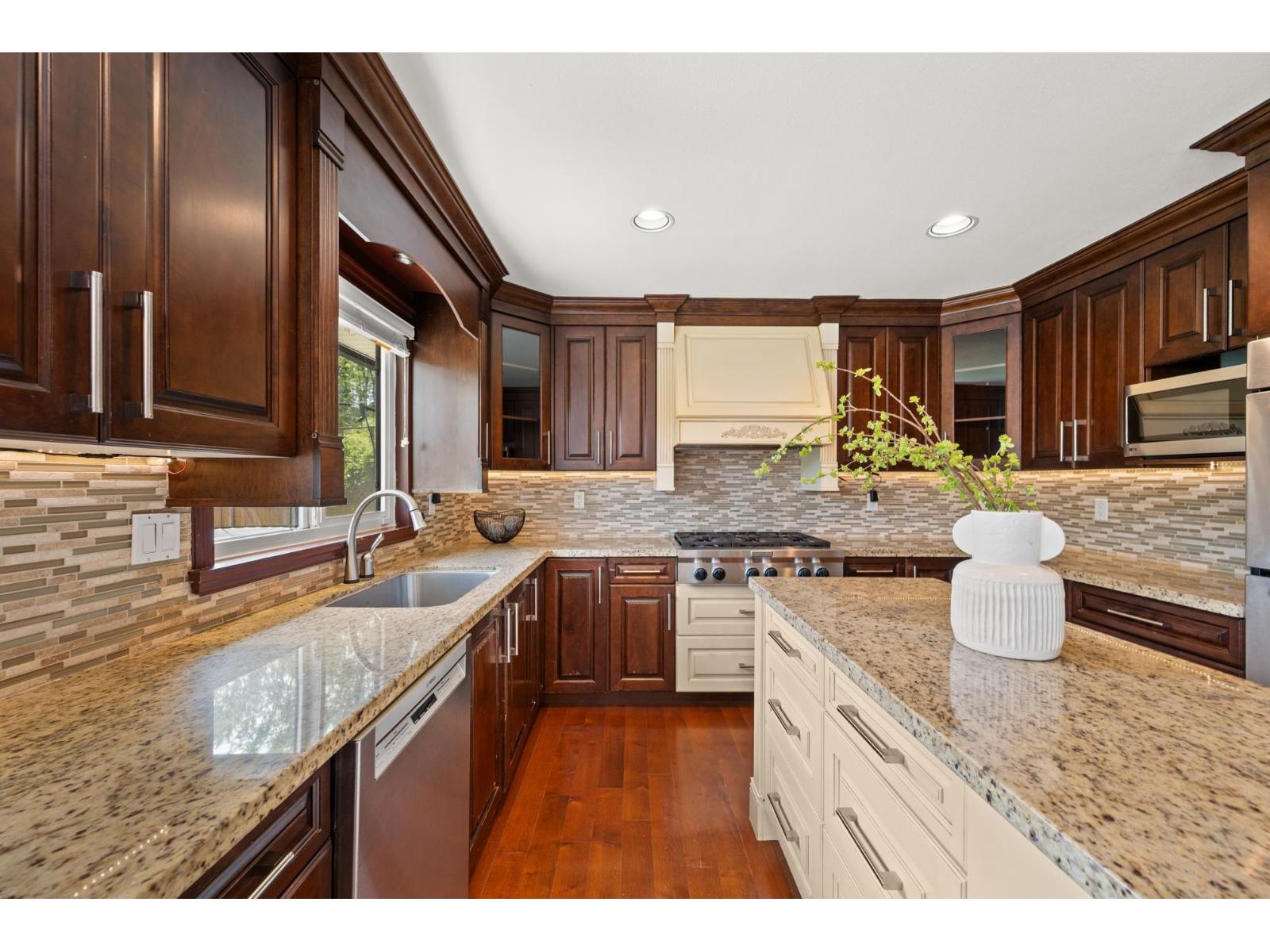 4 Bed, 4 Bath House for Sale in Langley – 22139 44A AVENUE, Langley – MLS# R3148856 - Image 9