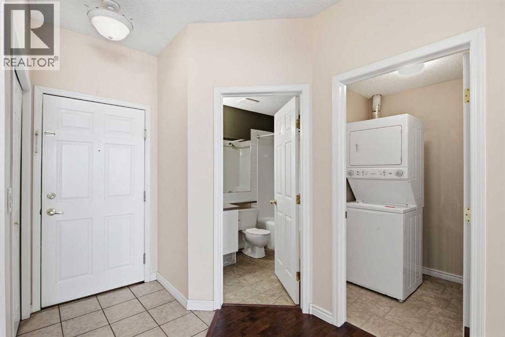 #103 126 14 Avenue SW - 6