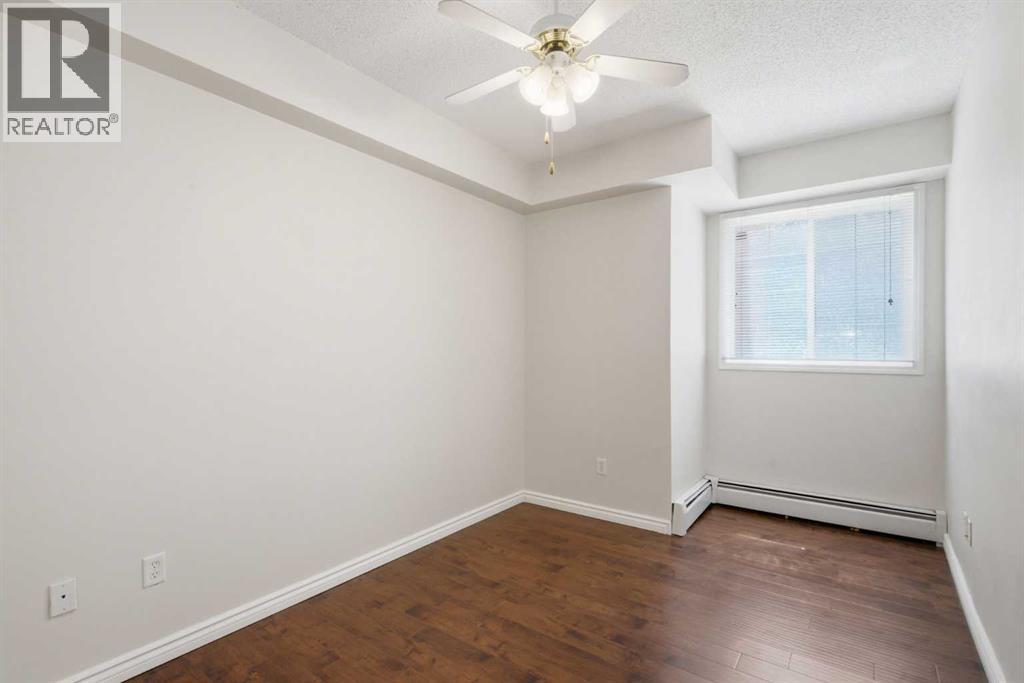 #103 126 14 Avenue SW - 33
