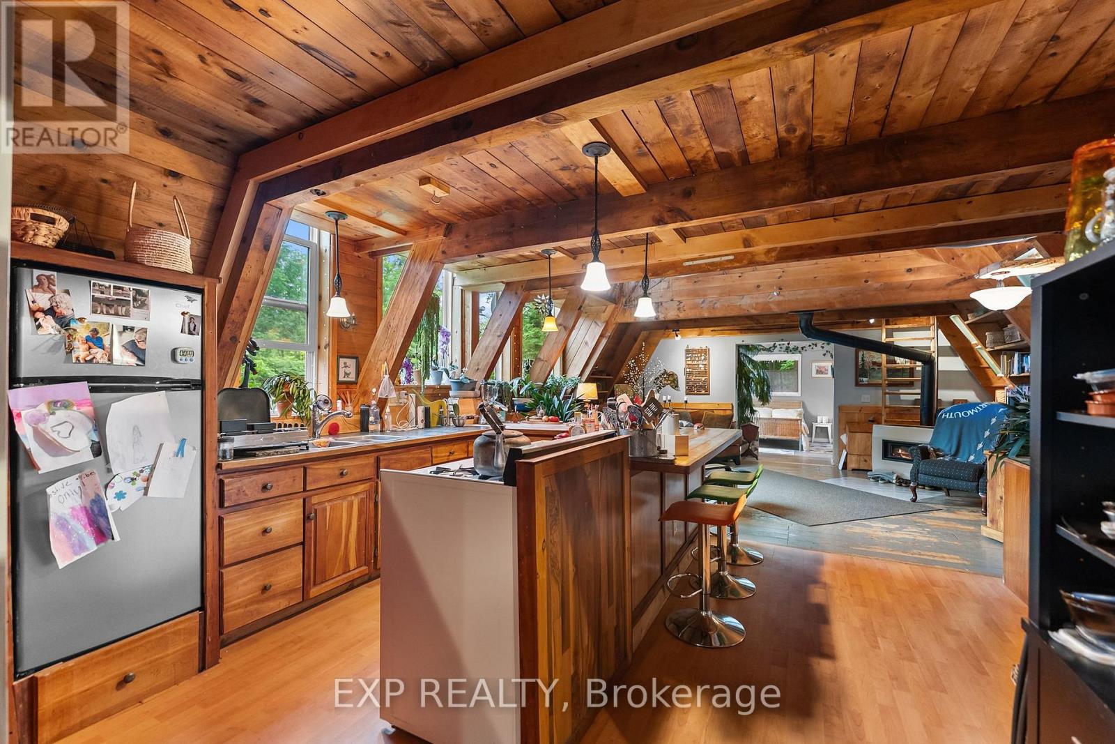 387A SUNNY HILL ROAD - 10