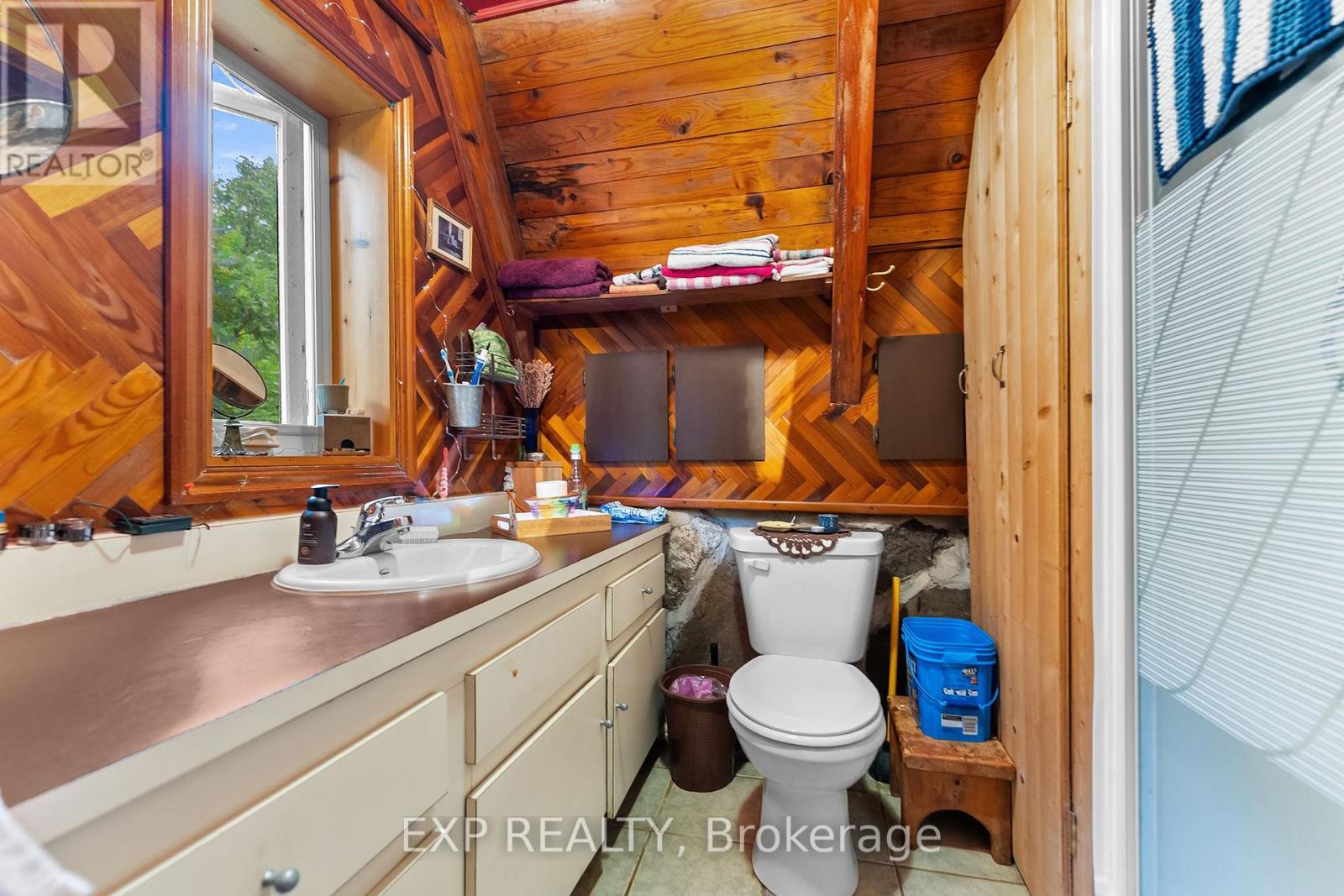 387A SUNNY HILL ROAD - 23