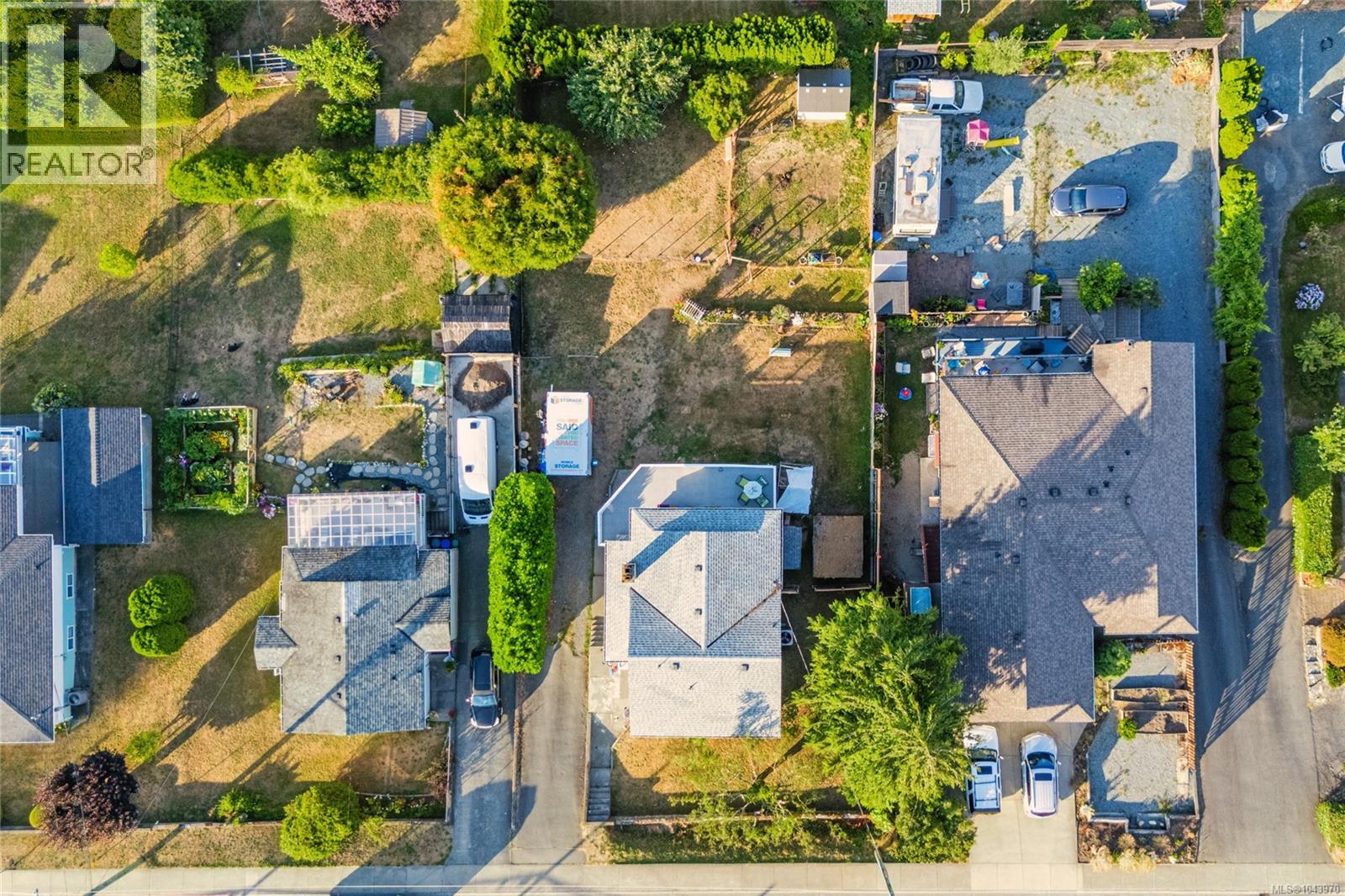 429 Davis Rd - 62