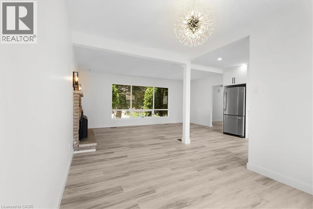 345 BERKINDALE Drive - 7