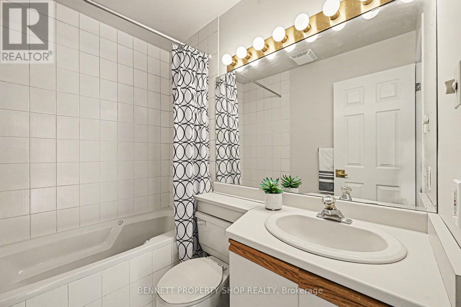 #3D 1036 BARRYVALE ROAD - 11