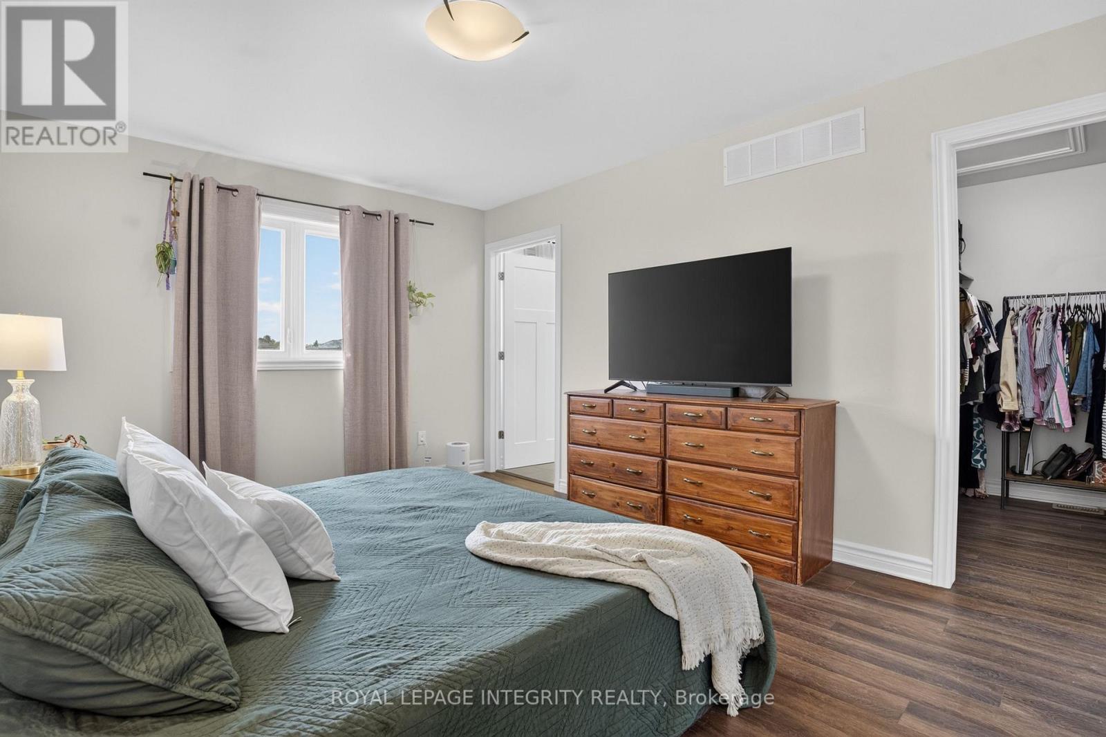 78 O DONOVAN DRIVE - 13