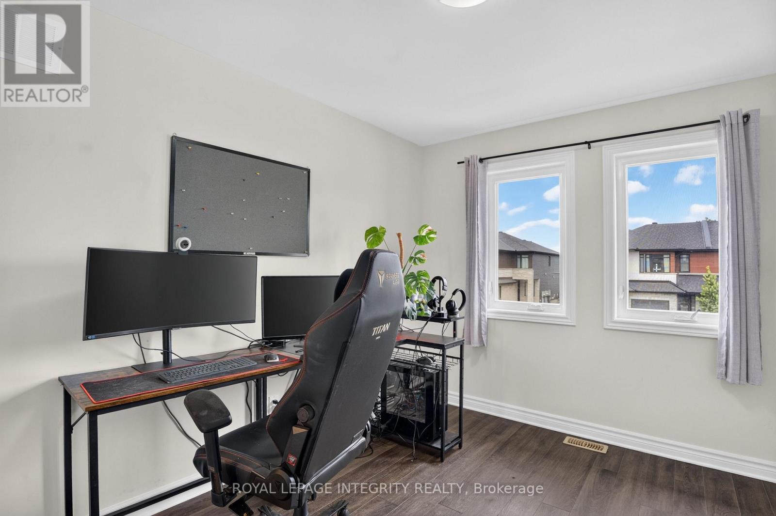 78 O DONOVAN DRIVE - 17