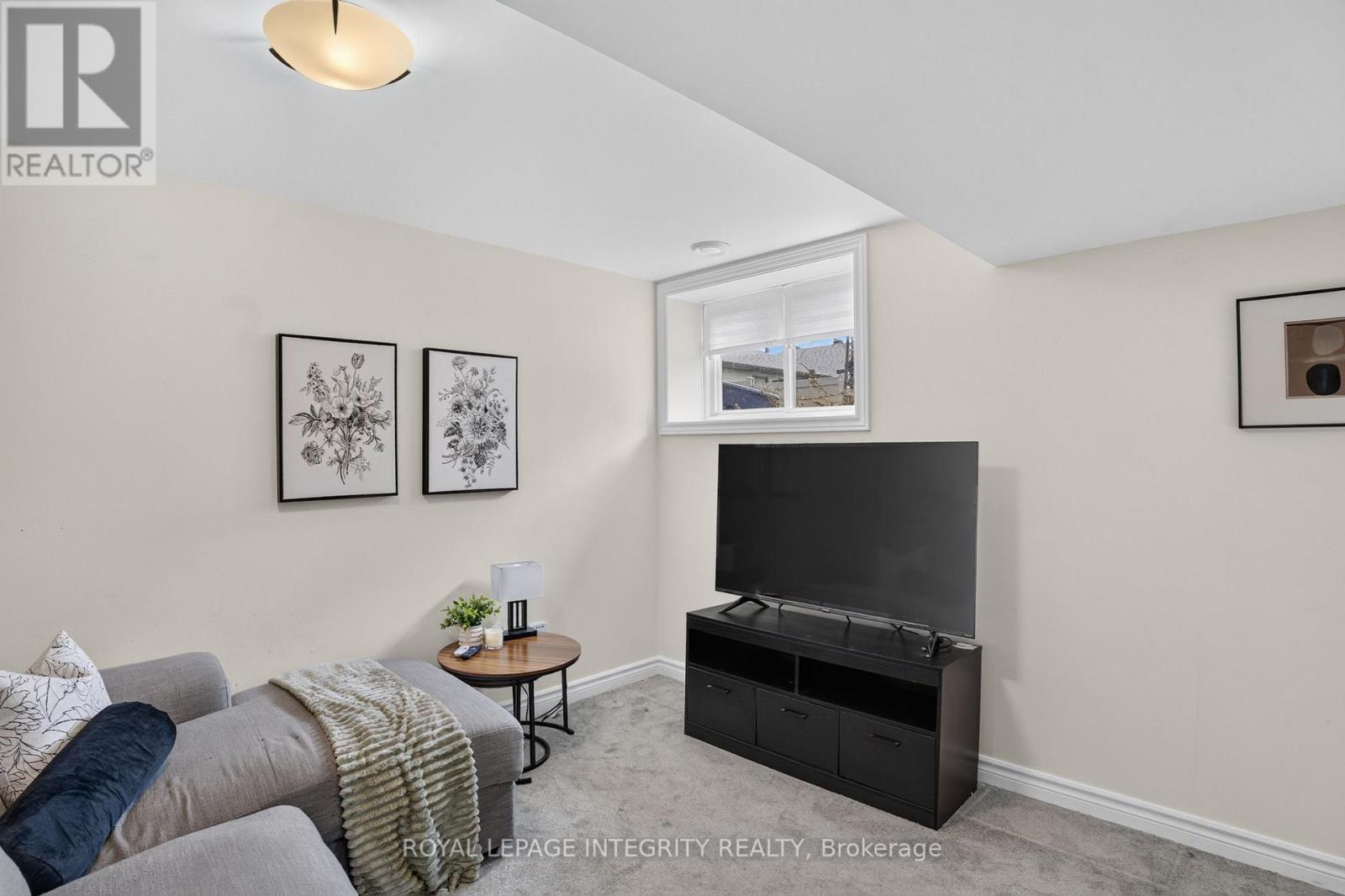 78 O DONOVAN DRIVE - 20