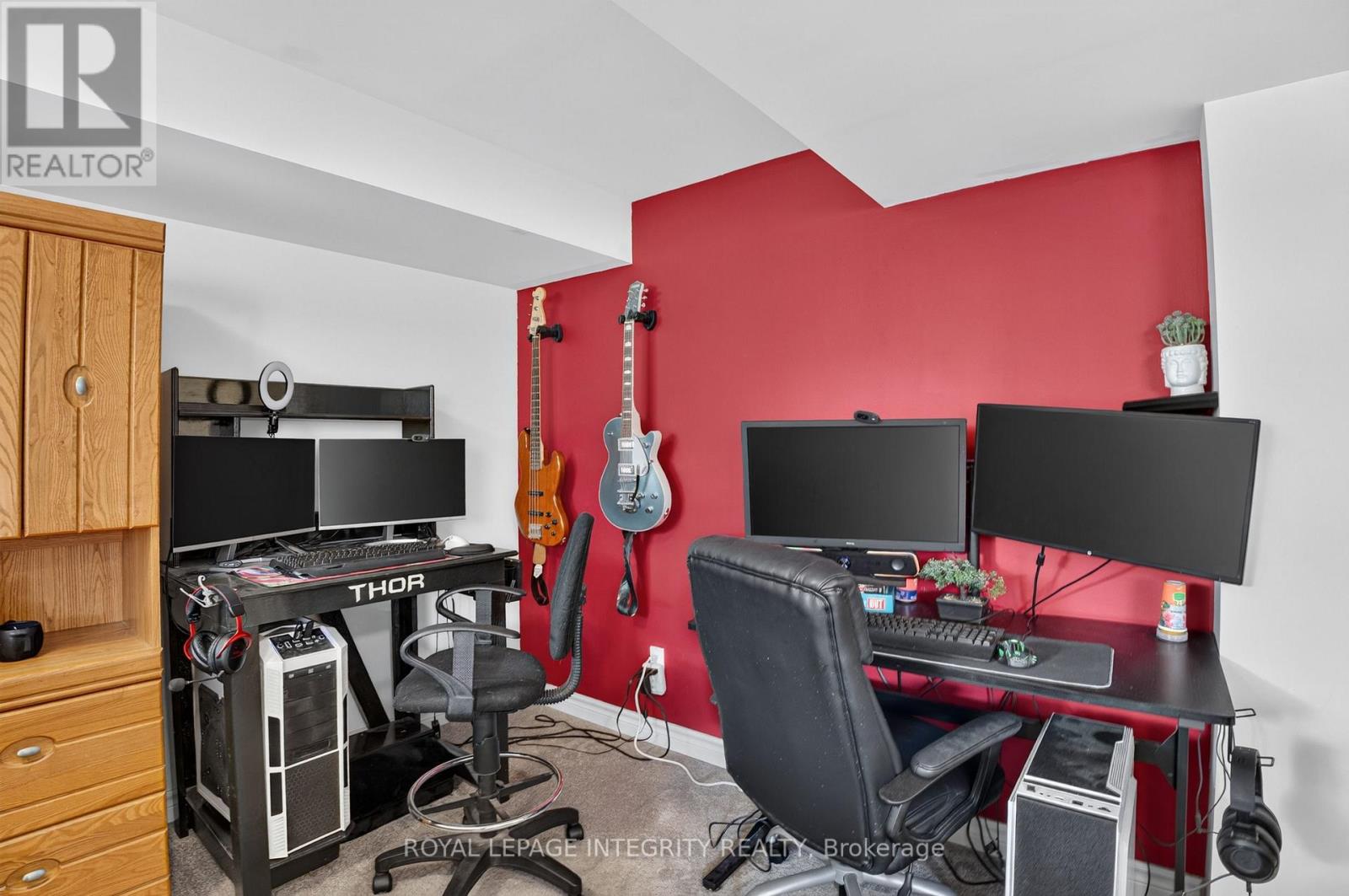 78 O DONOVAN DRIVE - 24