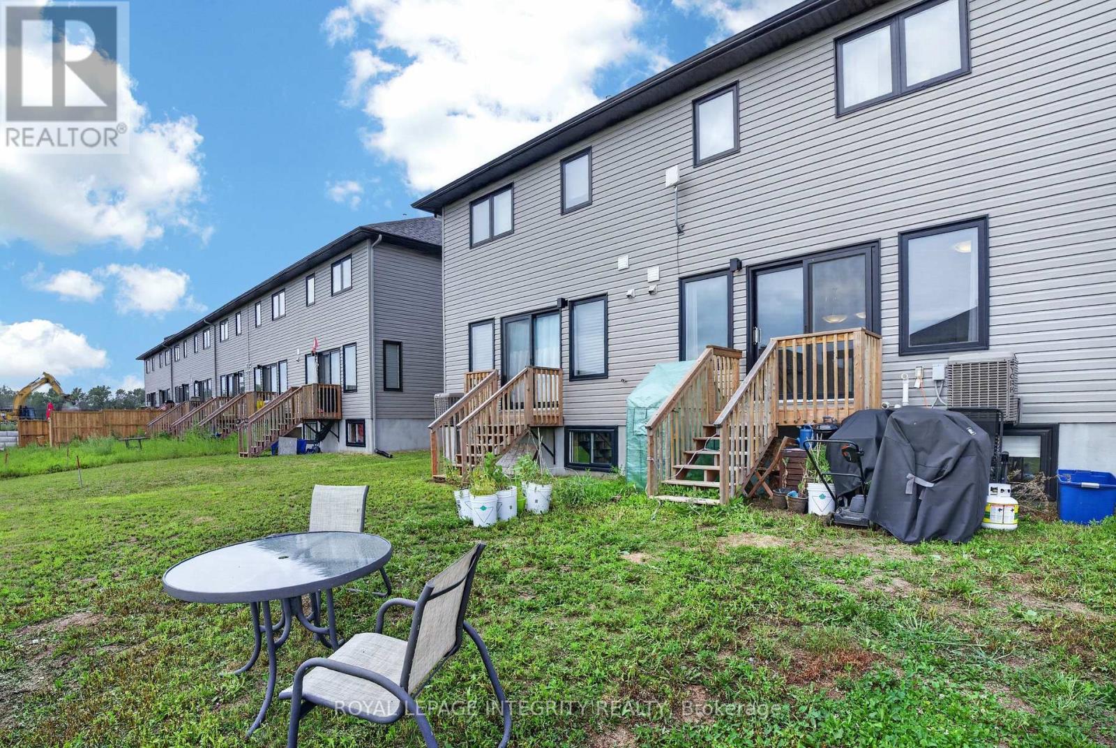 78 O DONOVAN DRIVE - 26