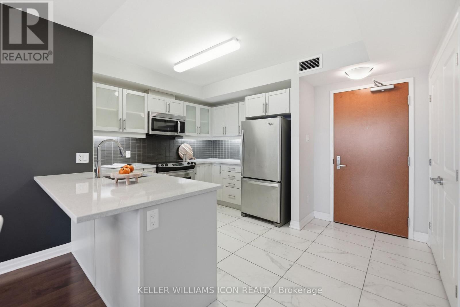 #2202 195 BESSERER STREET - 7