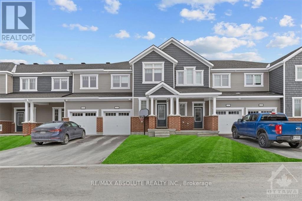 235 BILLRIAN CRESCENT - 1