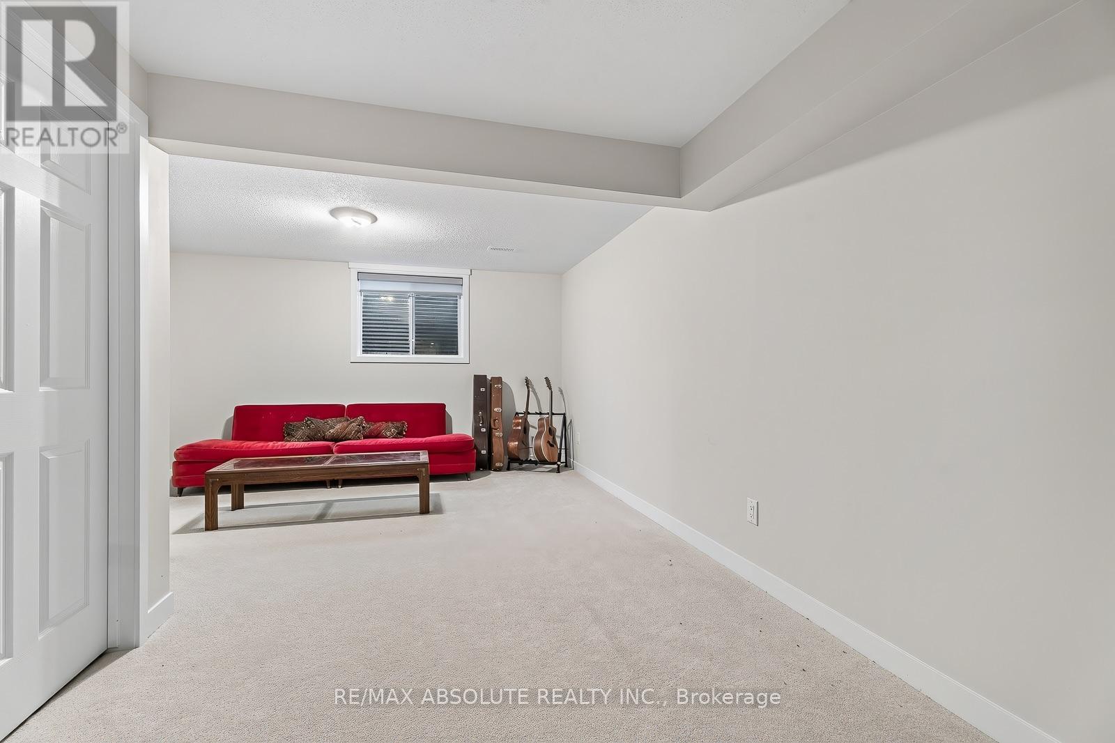 235 BILLRIAN CRESCENT - 29
