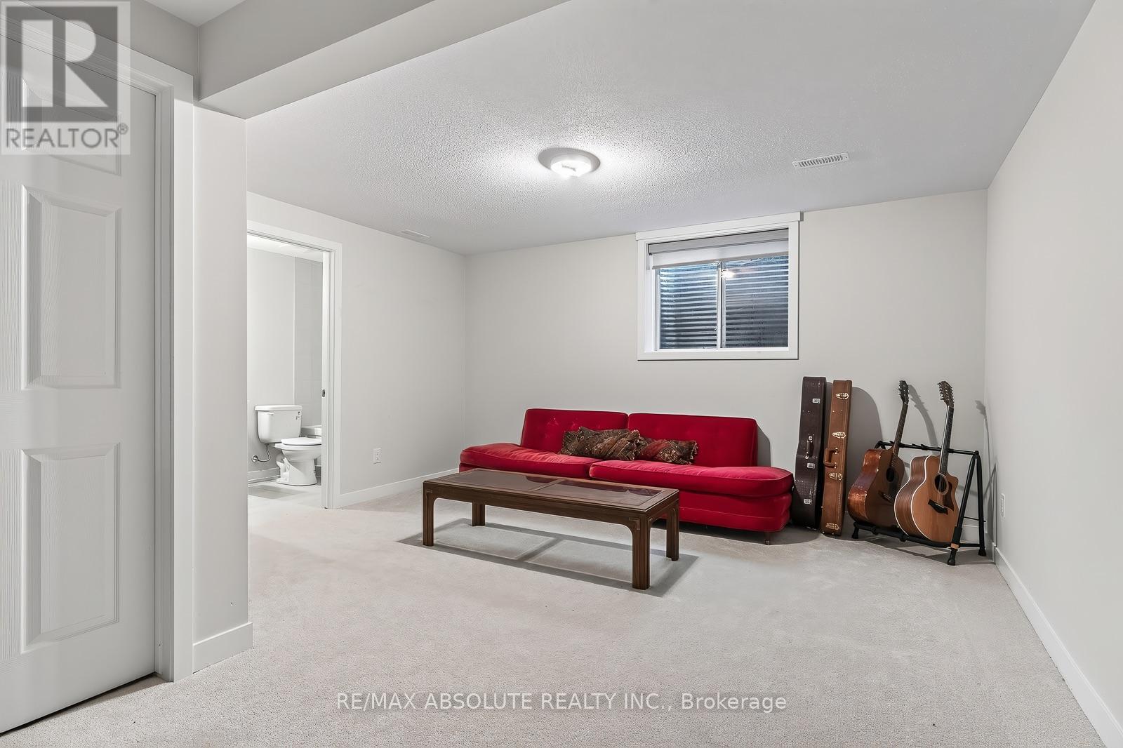 235 BILLRIAN CRESCENT - 30