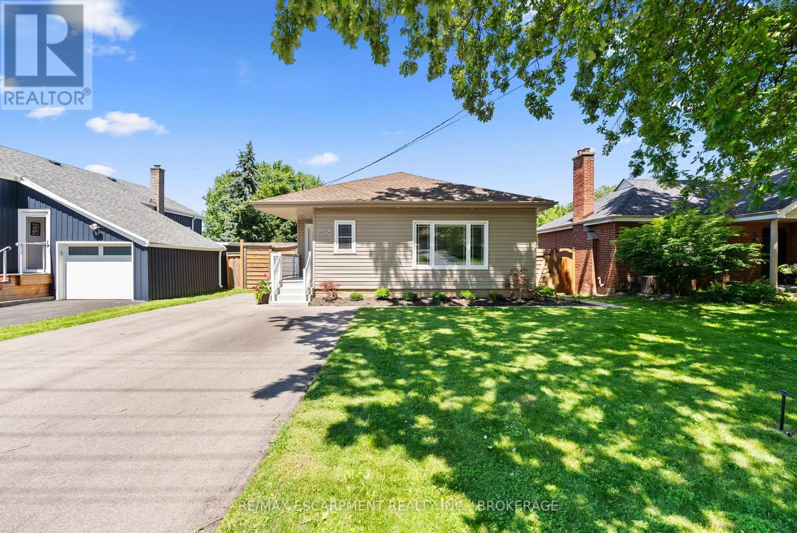 258 SANATORIUM ROAD - 2
