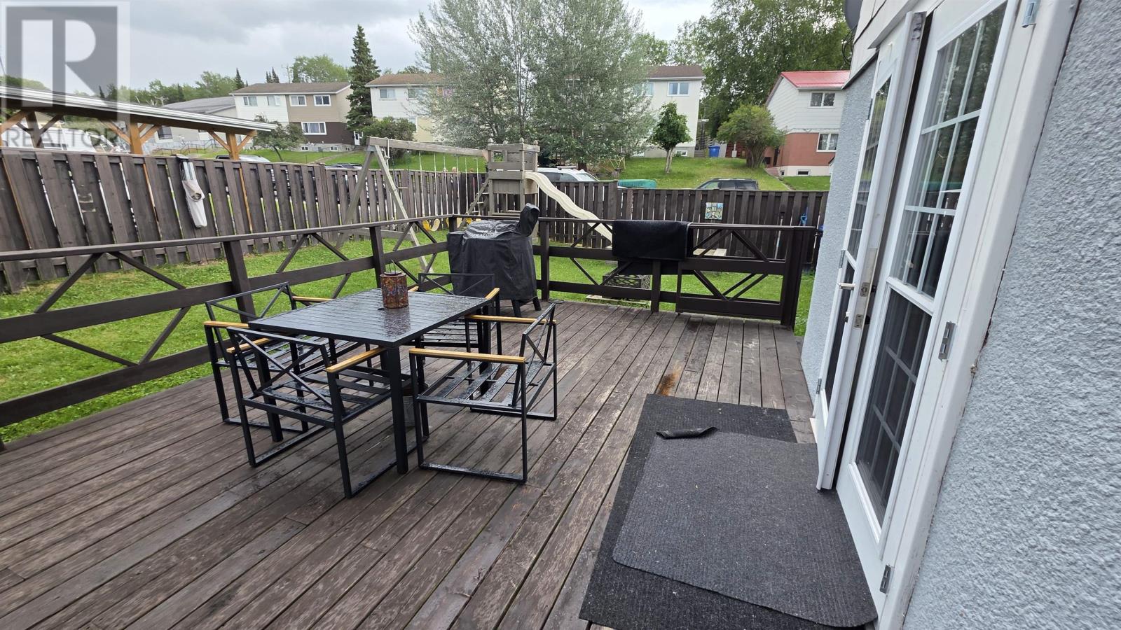 12 Drewry DR - 12