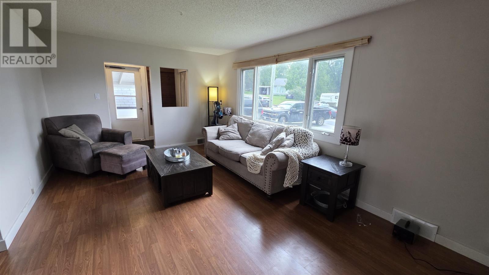 12 Drewry DR - 17