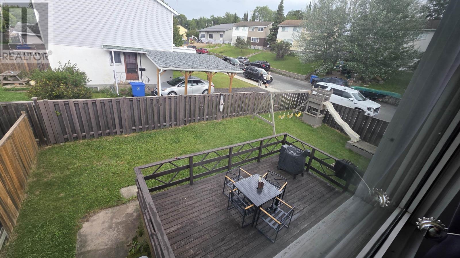 12 Drewry DR - 45