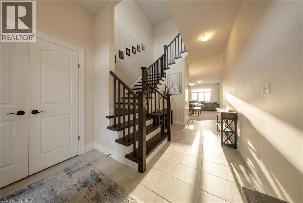 185 SAVANNAH RIDGE Drive - 7