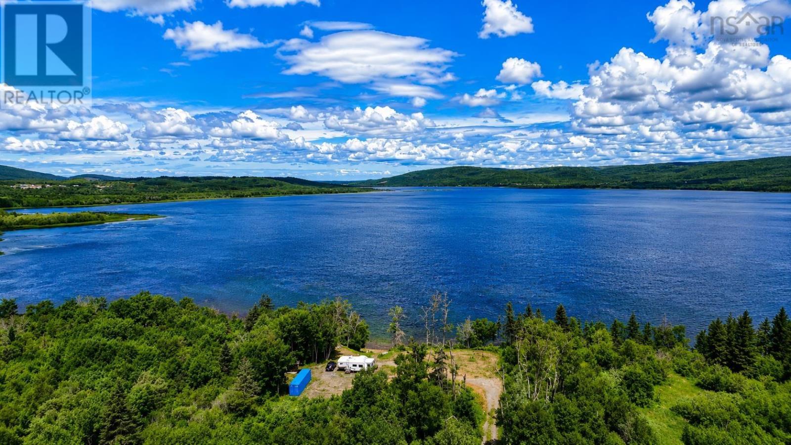 Property 14 of 33 of 941 West Lake Ainslie Road, McCormack