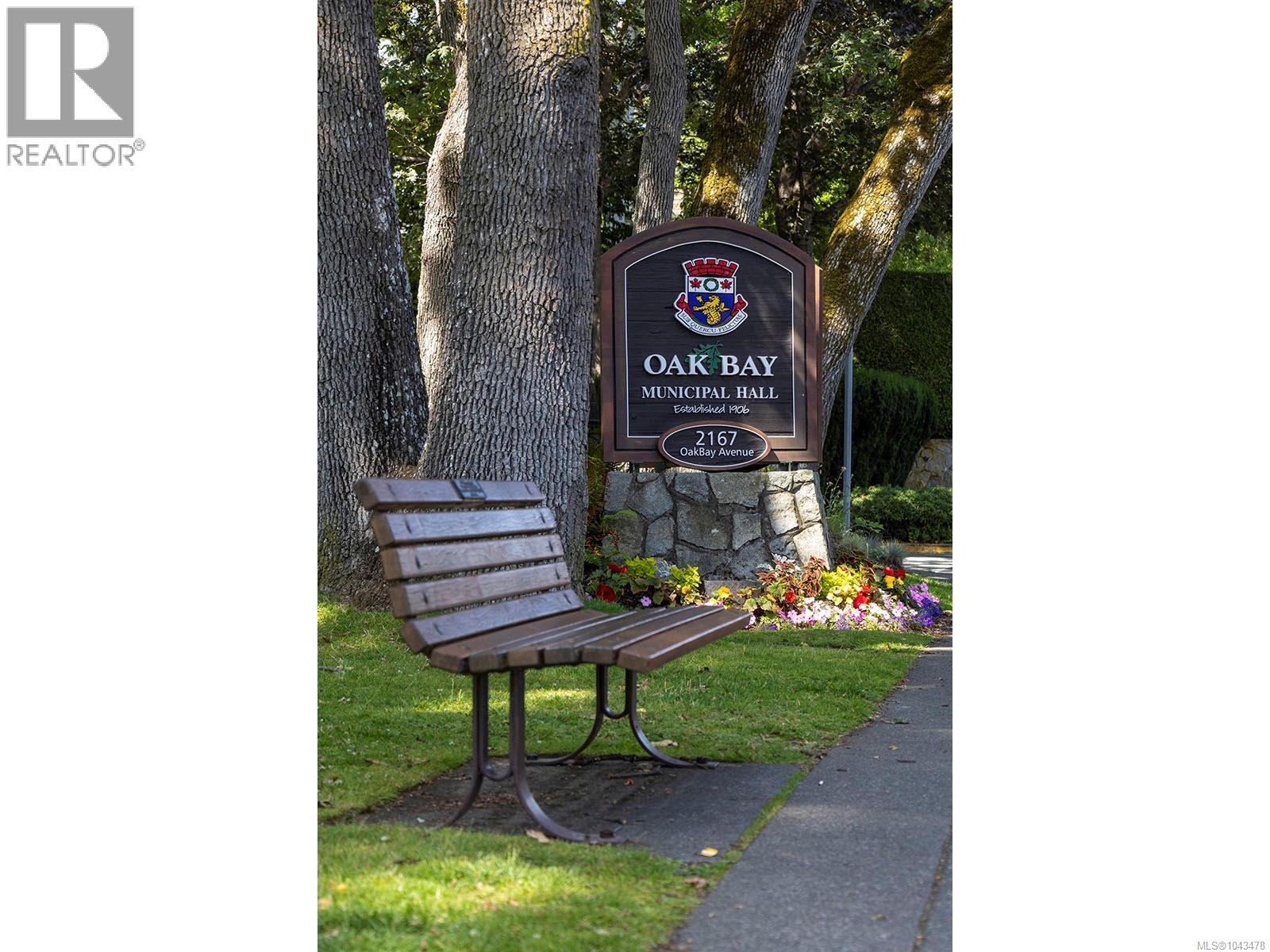 #307 2095 Oak Bay Ave - 21
