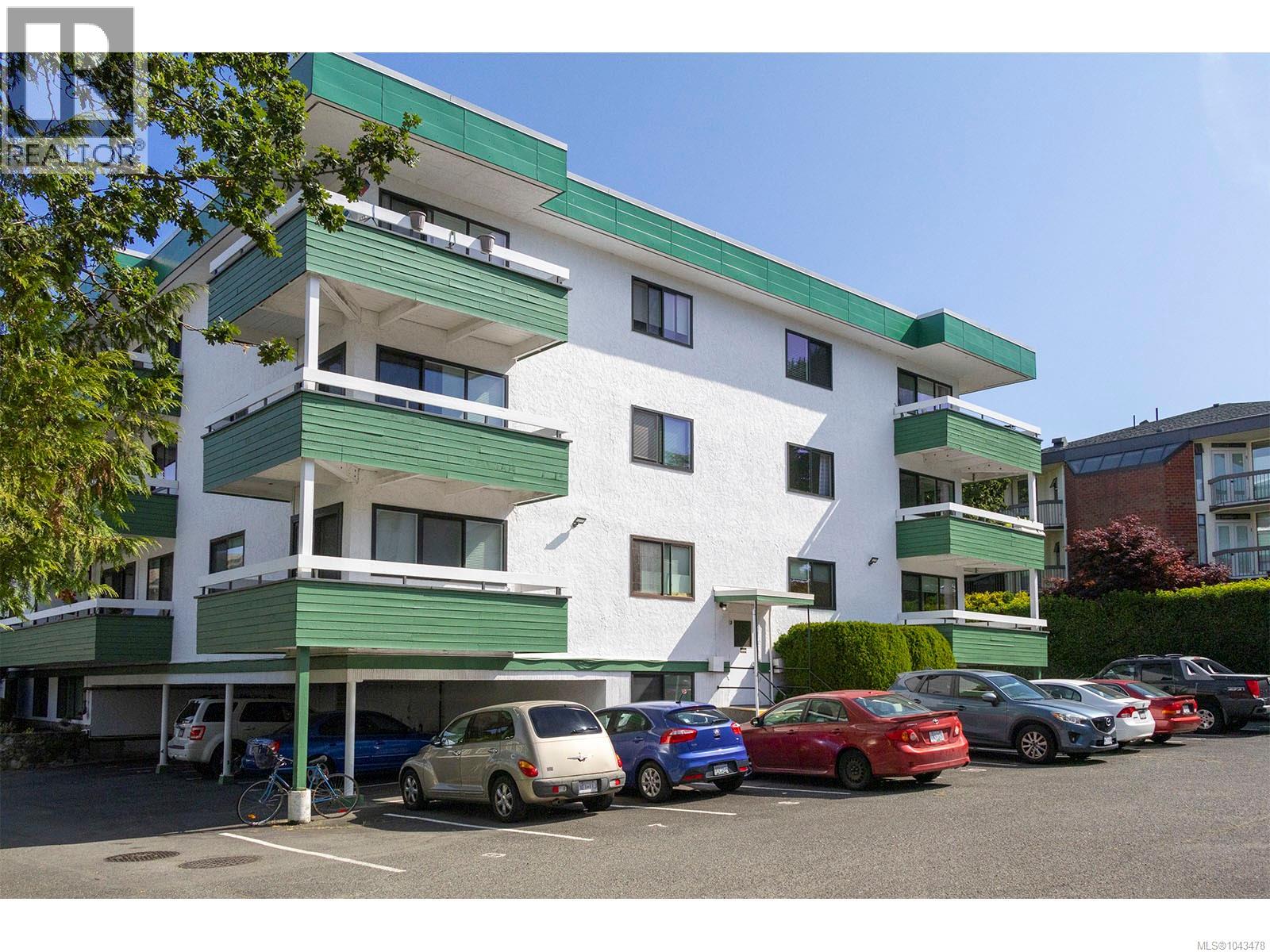 #307 2095 Oak Bay Ave - 27