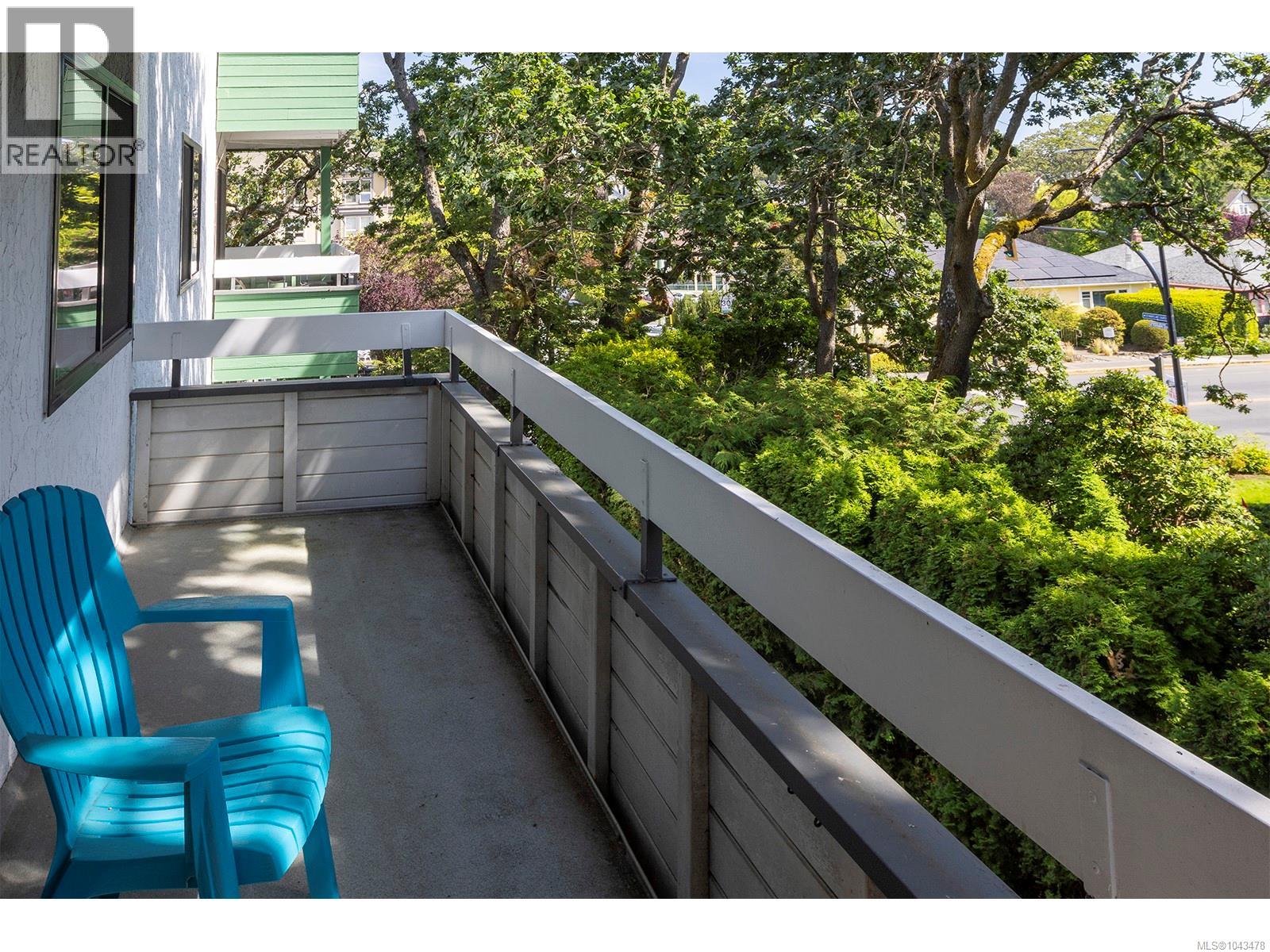 #307 2095 Oak Bay Ave - 6