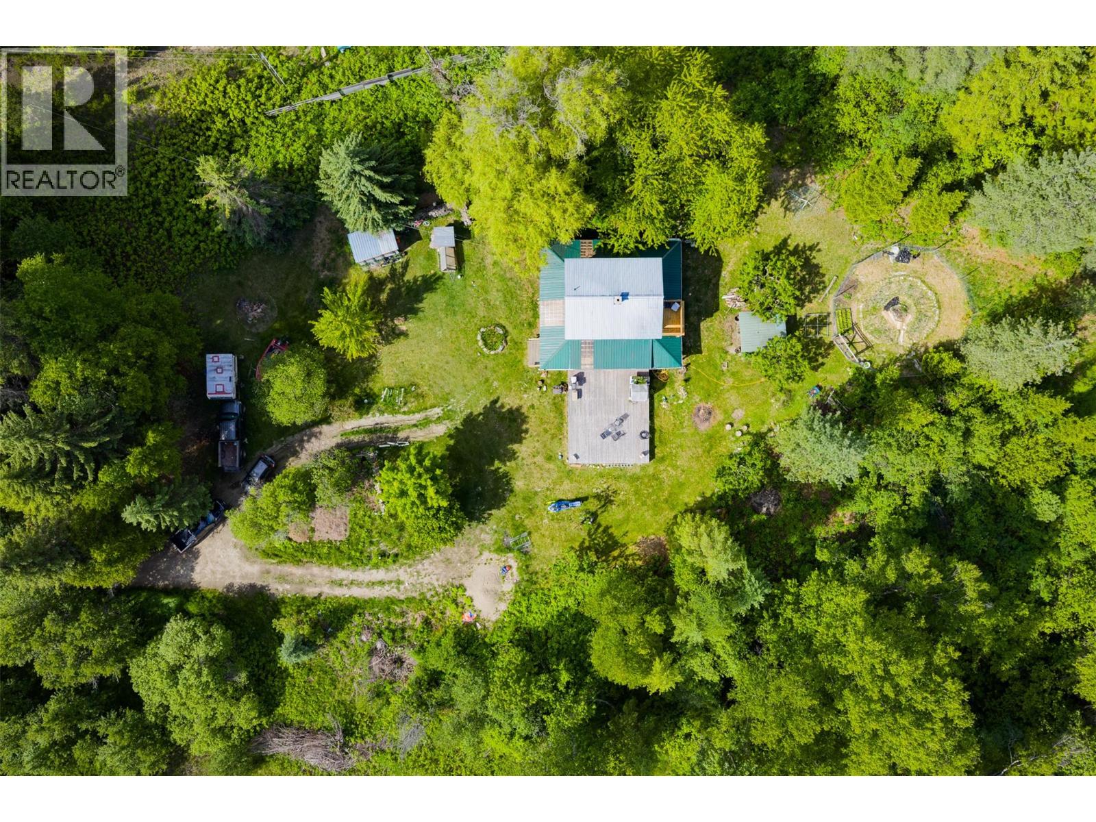 7010 PERRYS CEMETERY Road - 39