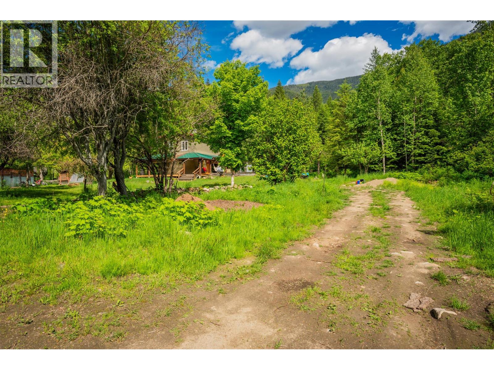 7010 PERRYS CEMETERY Road - 49