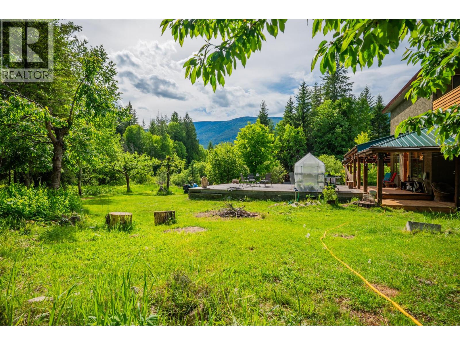 7010 PERRYS CEMETERY Road - 66