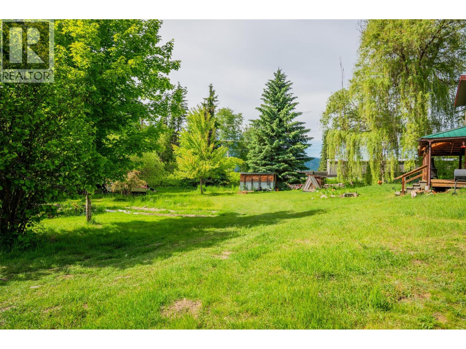 7010 PERRYS CEMETERY Road - 71