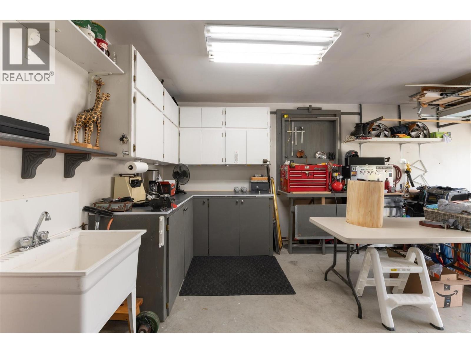 5205 Sandhills Drive - 63